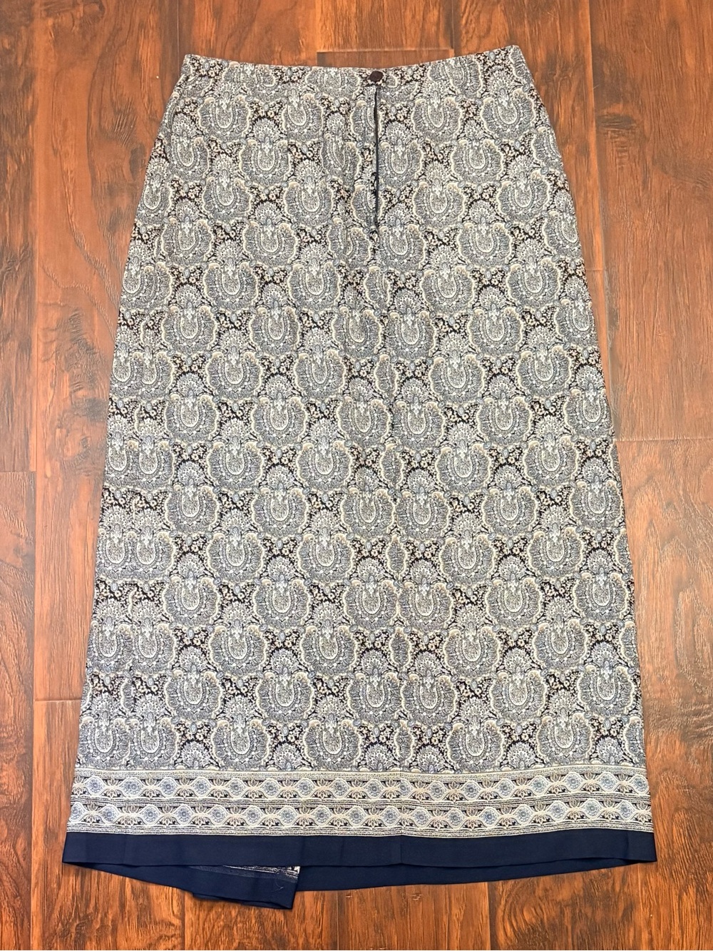 Emma James Liz Claiborne Size 14 Paisley Maxi Skirt Navy Cream